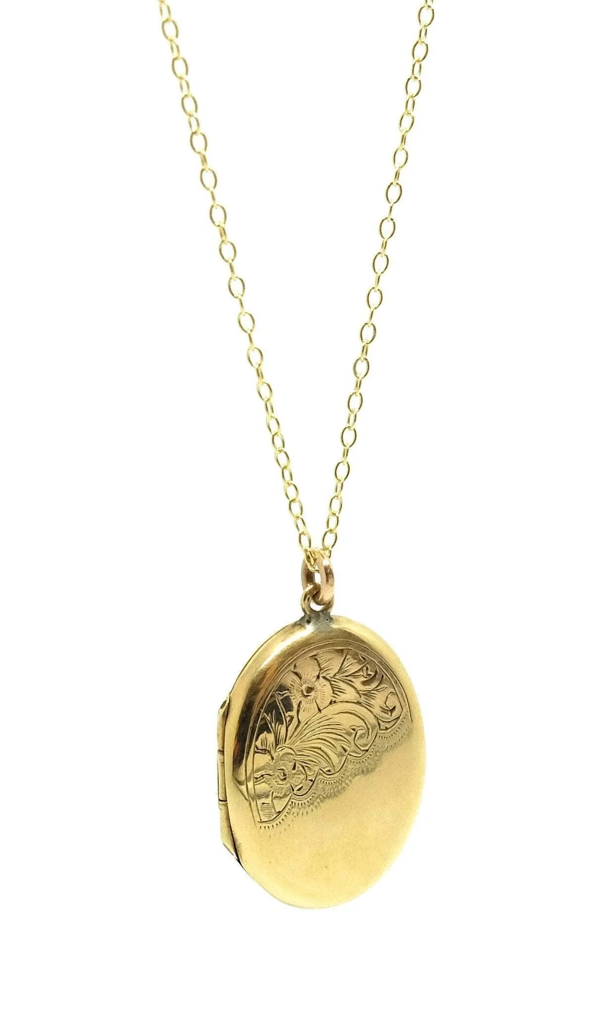 Antique Art Deco (1920-1935) Yellow Gold Oval Locket