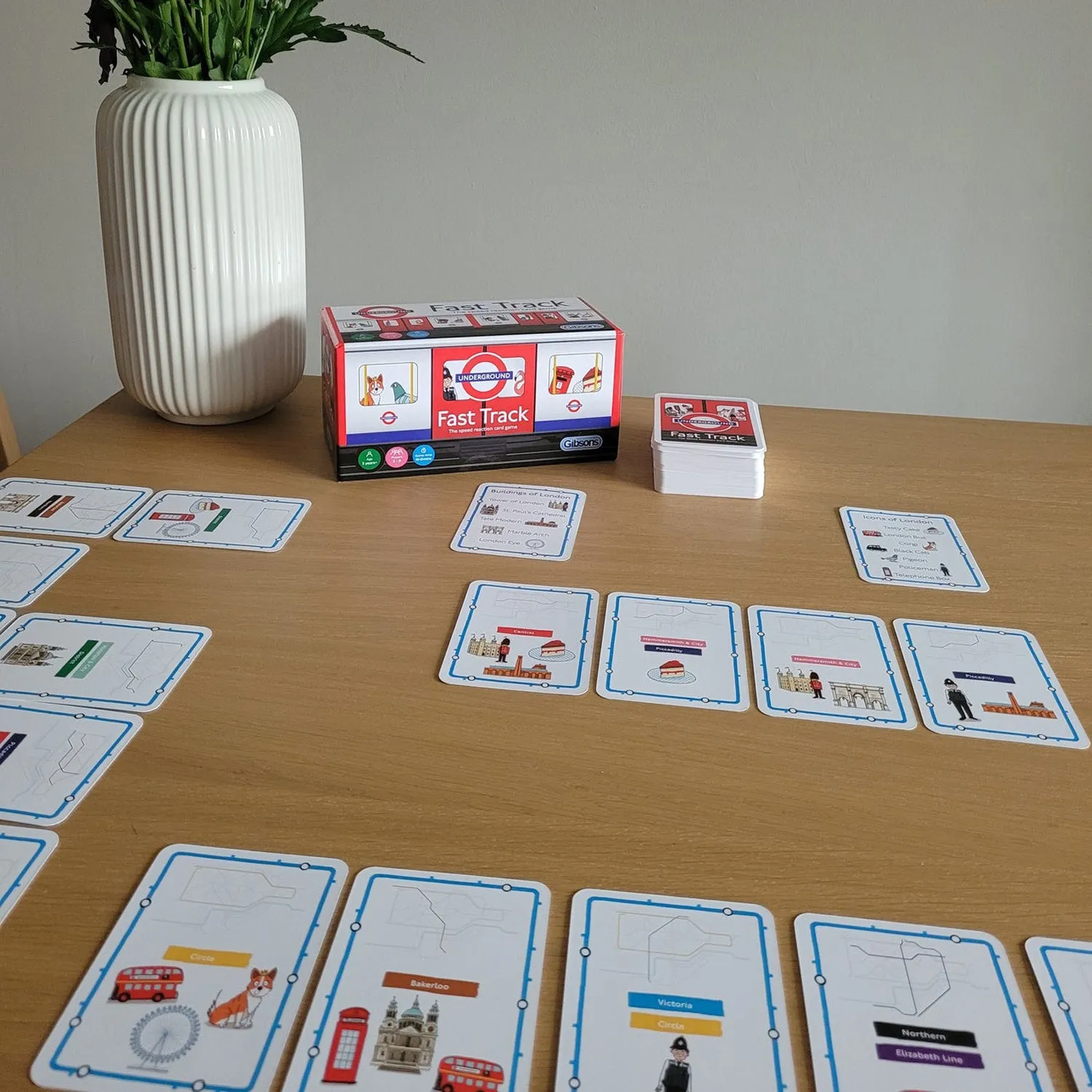 Fast Track - TFL London Underground Family Card Game