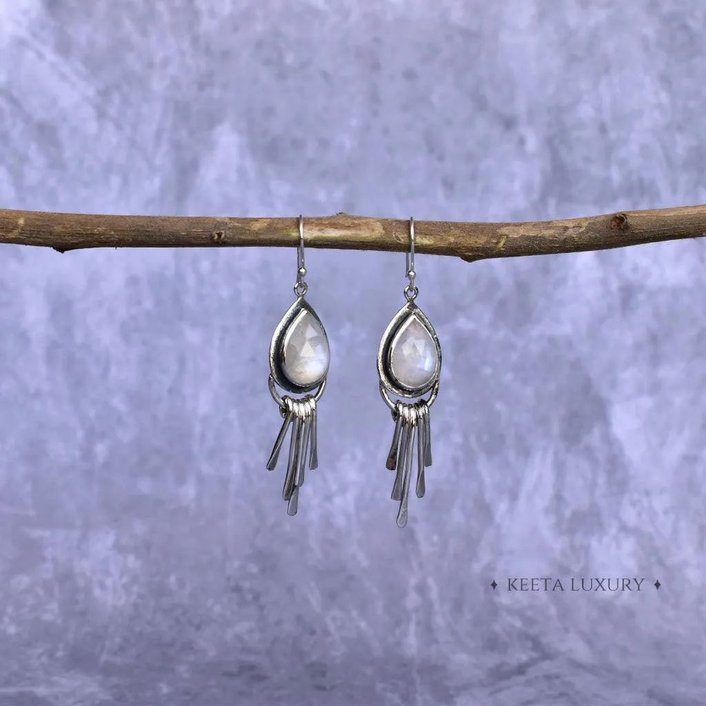 Gypsy Dreams - Moonstone Earrings