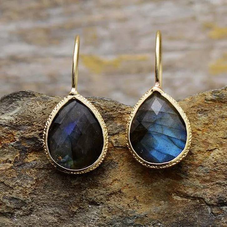 'Yuriyawi' Labradorite Earrings